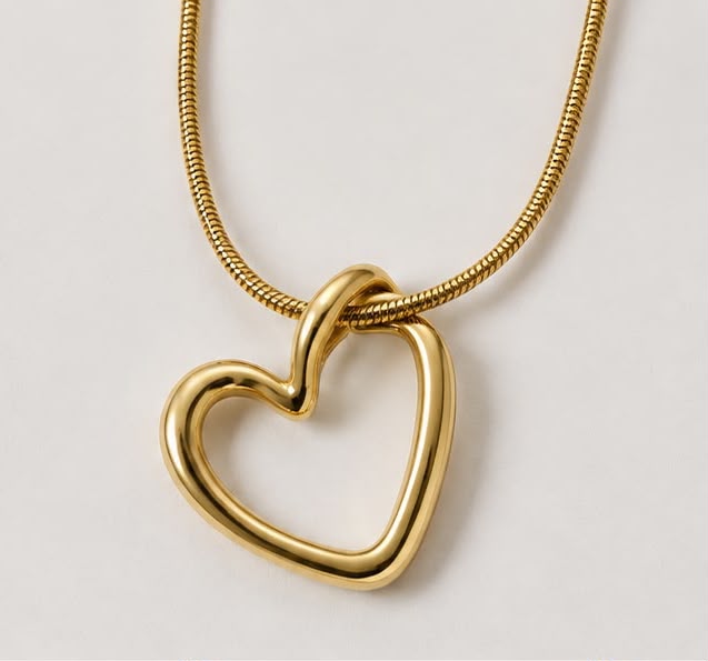 Gold Heart Pendant Necklace