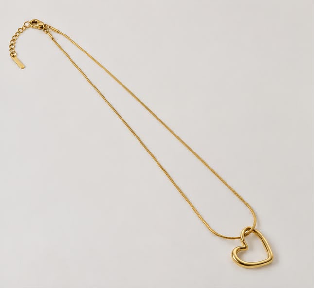 Gold Heart Pendant Necklace