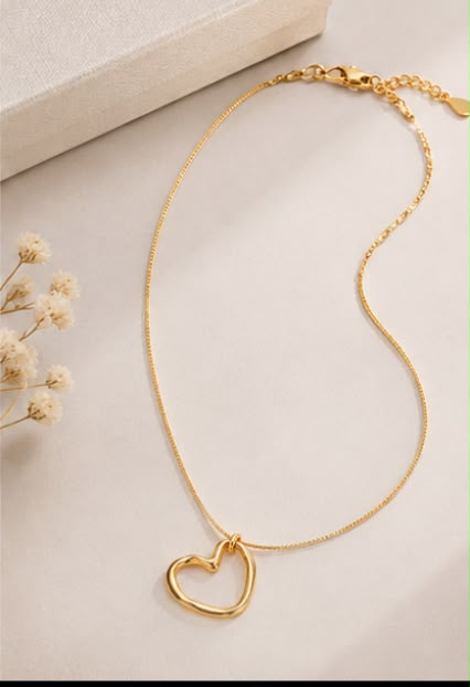 Gold Heart Pendant Necklace